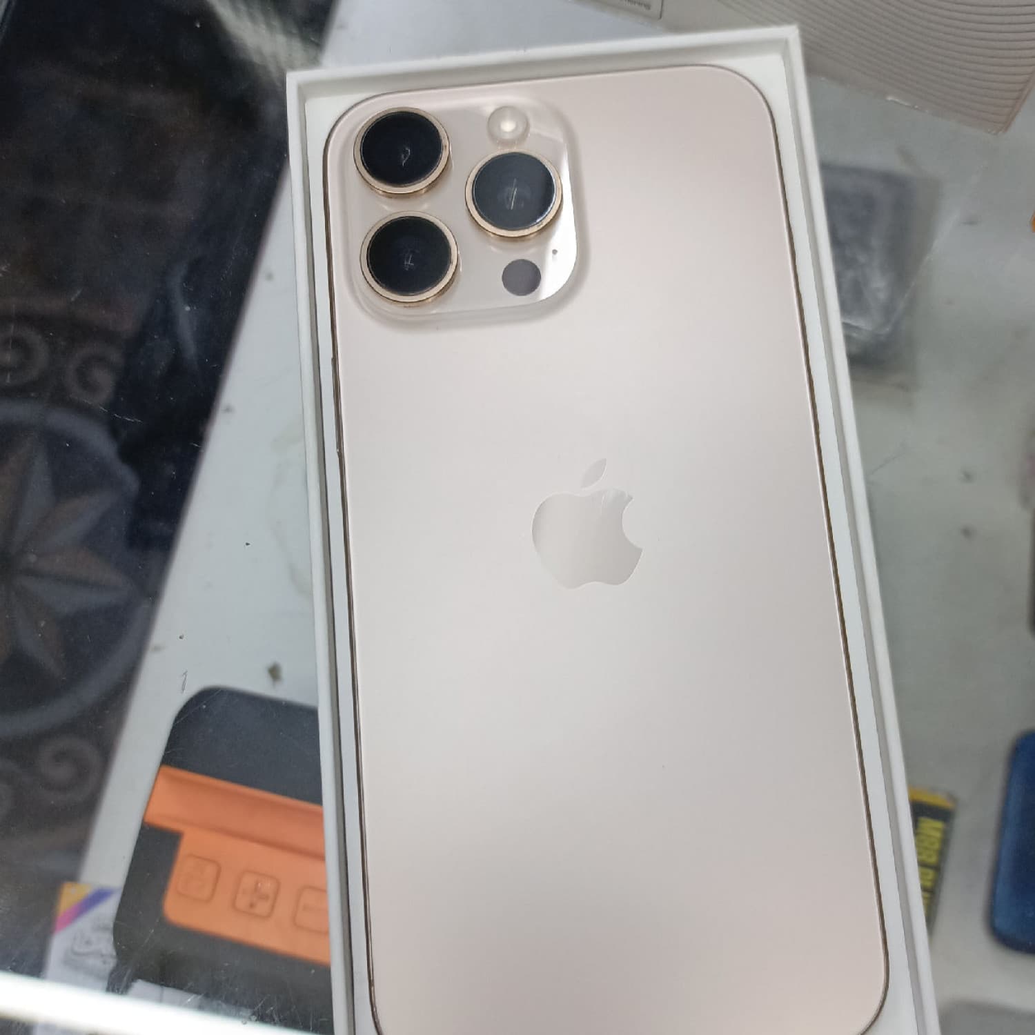 IPHONE 16 PRO MAX