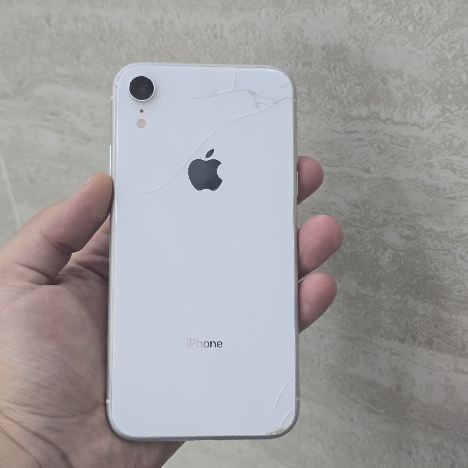 IPHONE XR