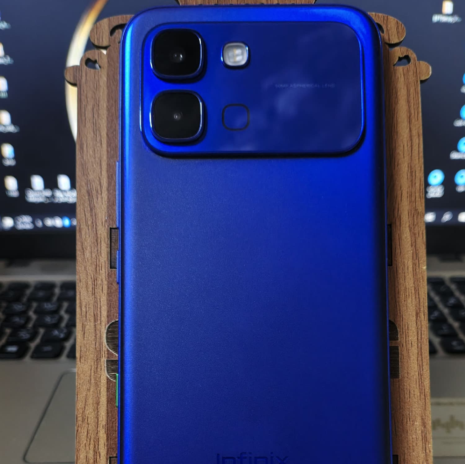 NOTE EDGE