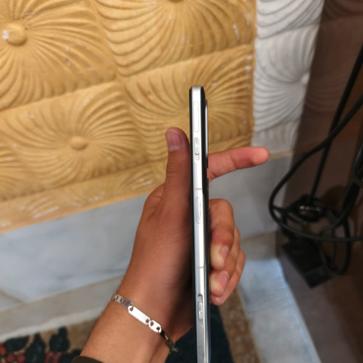 اختر صورة 4