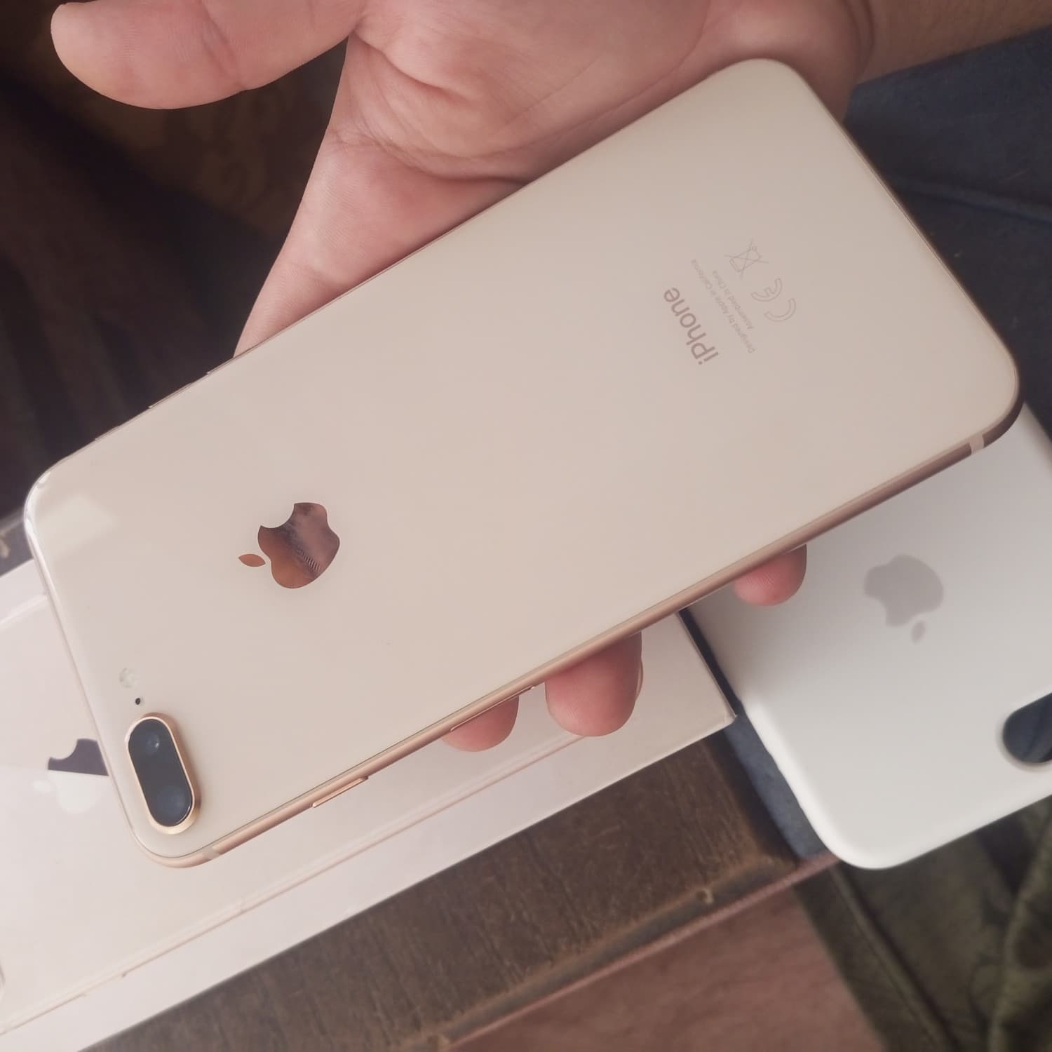 IPHONE 8 PLUS