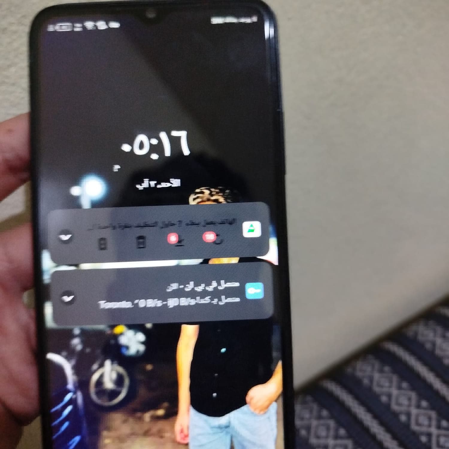 اختر صورة 2