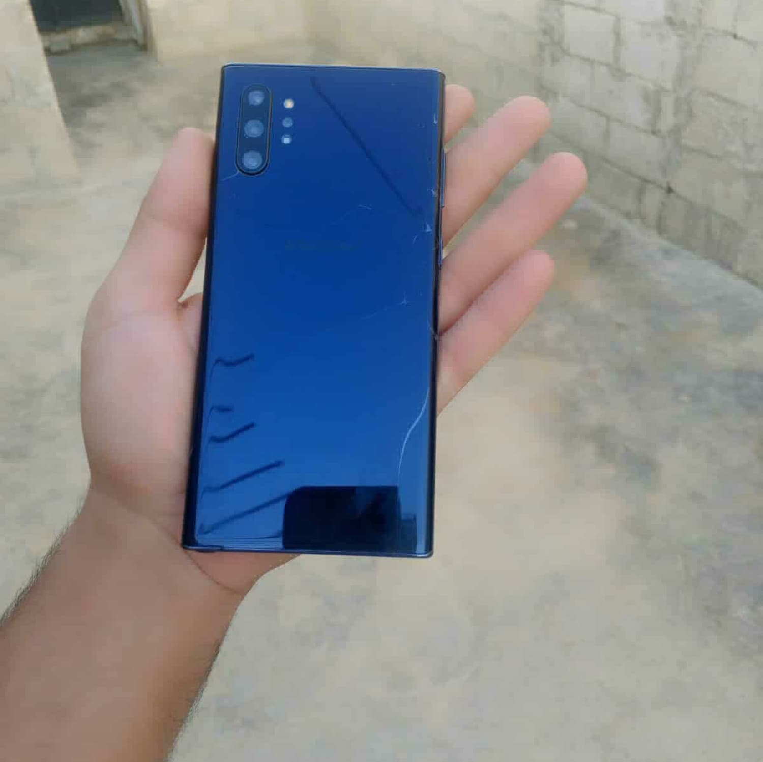 اختر صورة 2