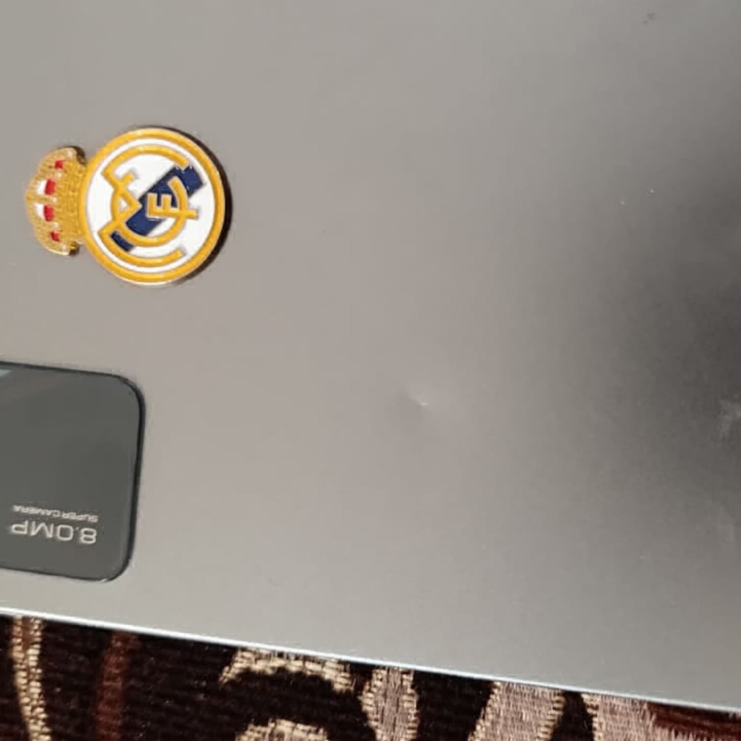 اختر صورة 3