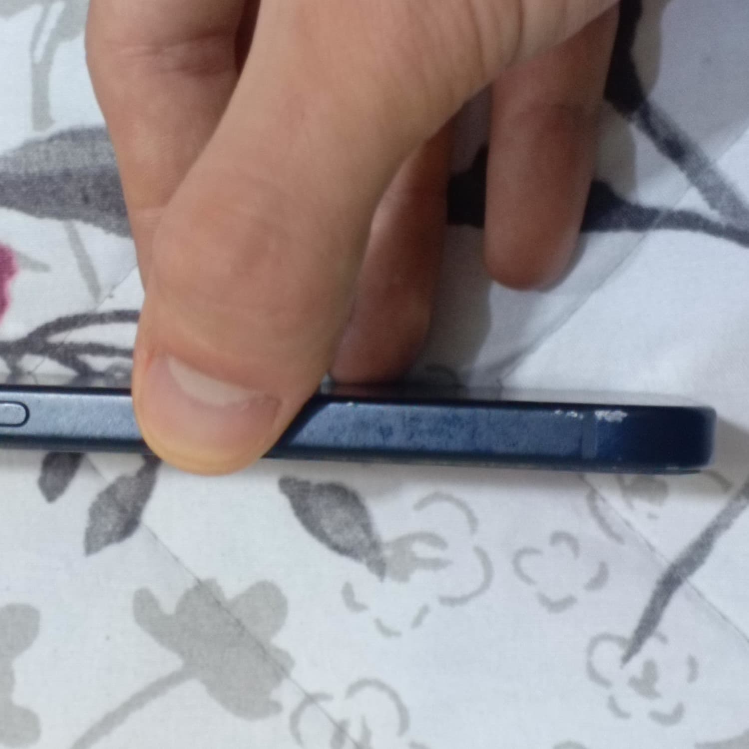 اختر صورة 2