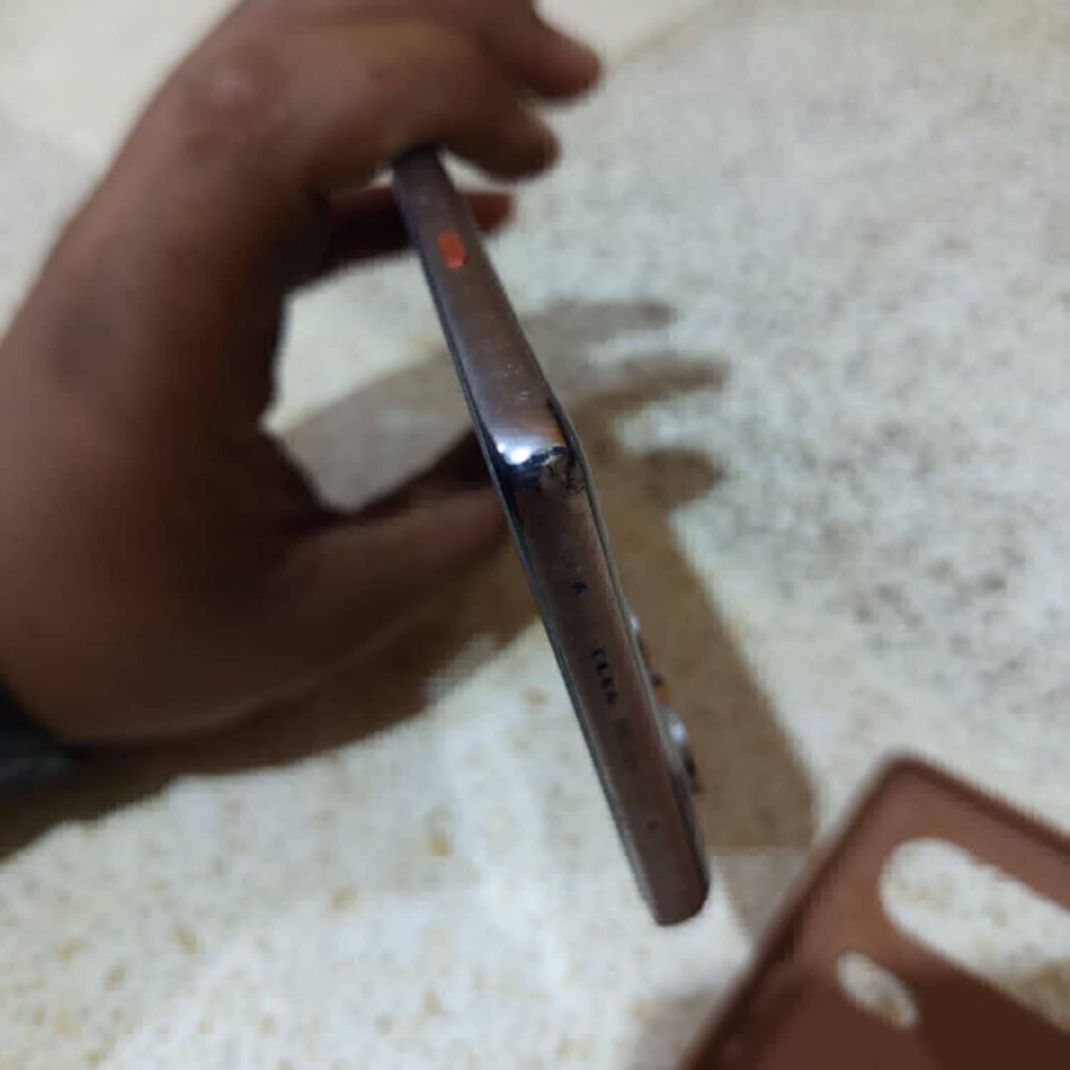 اختر صورة 2