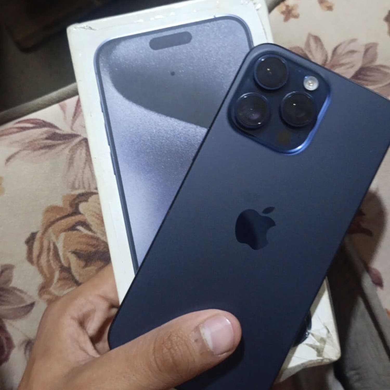 IPHONE 15 PRO MAX