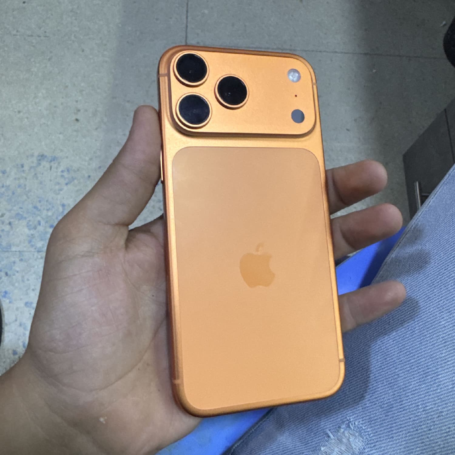 IPHONE 17 PRO MAX