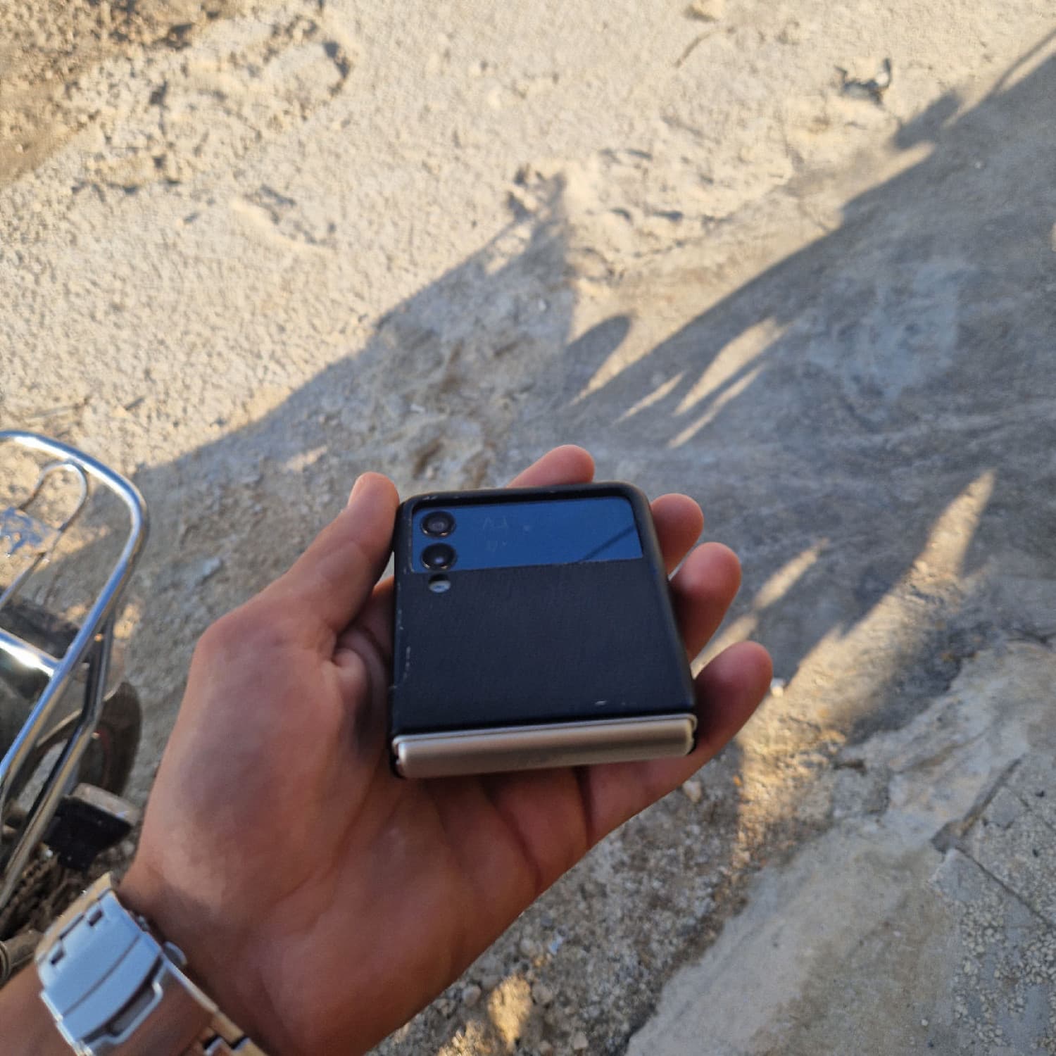 اختر صورة 2