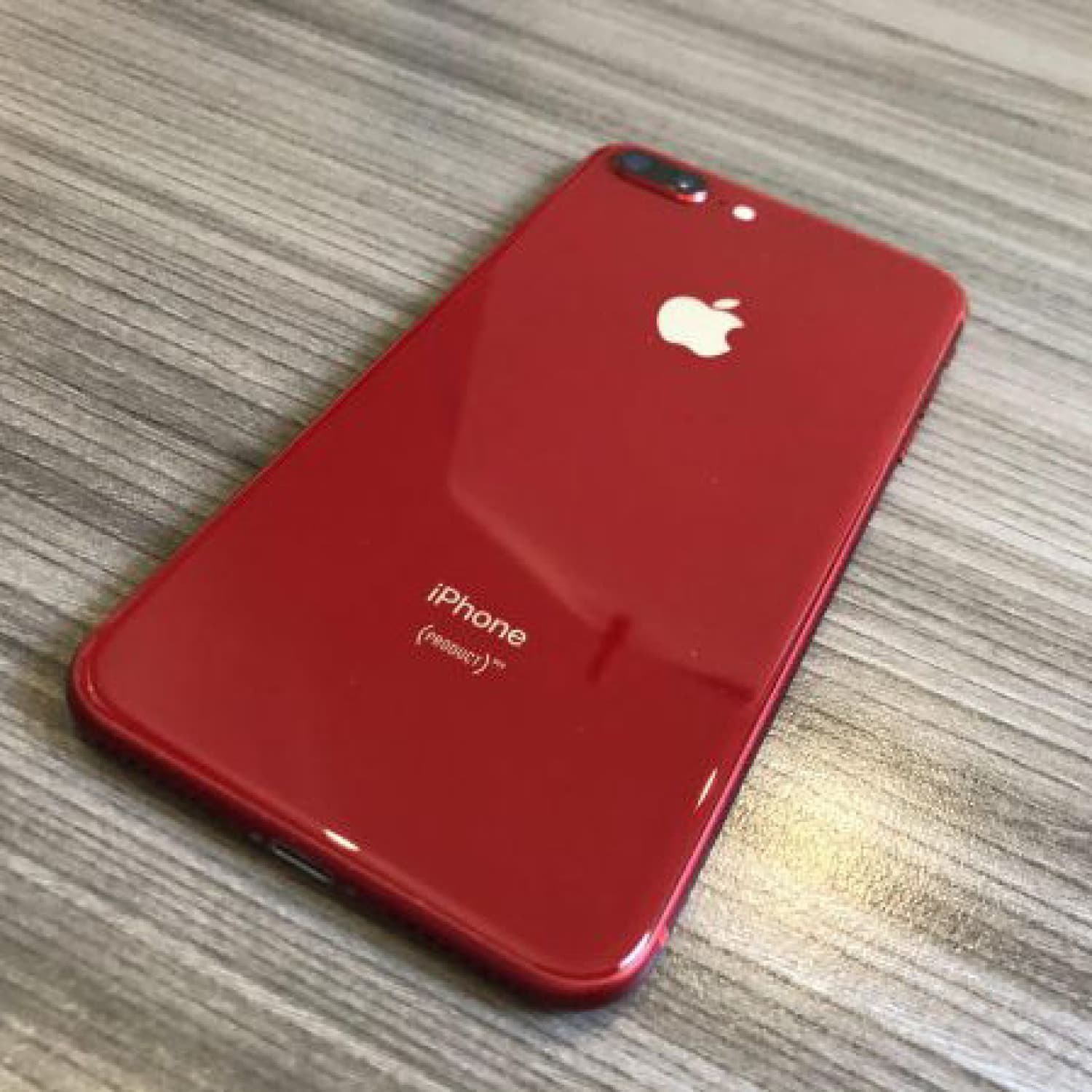 IPHONE 8 PLUS