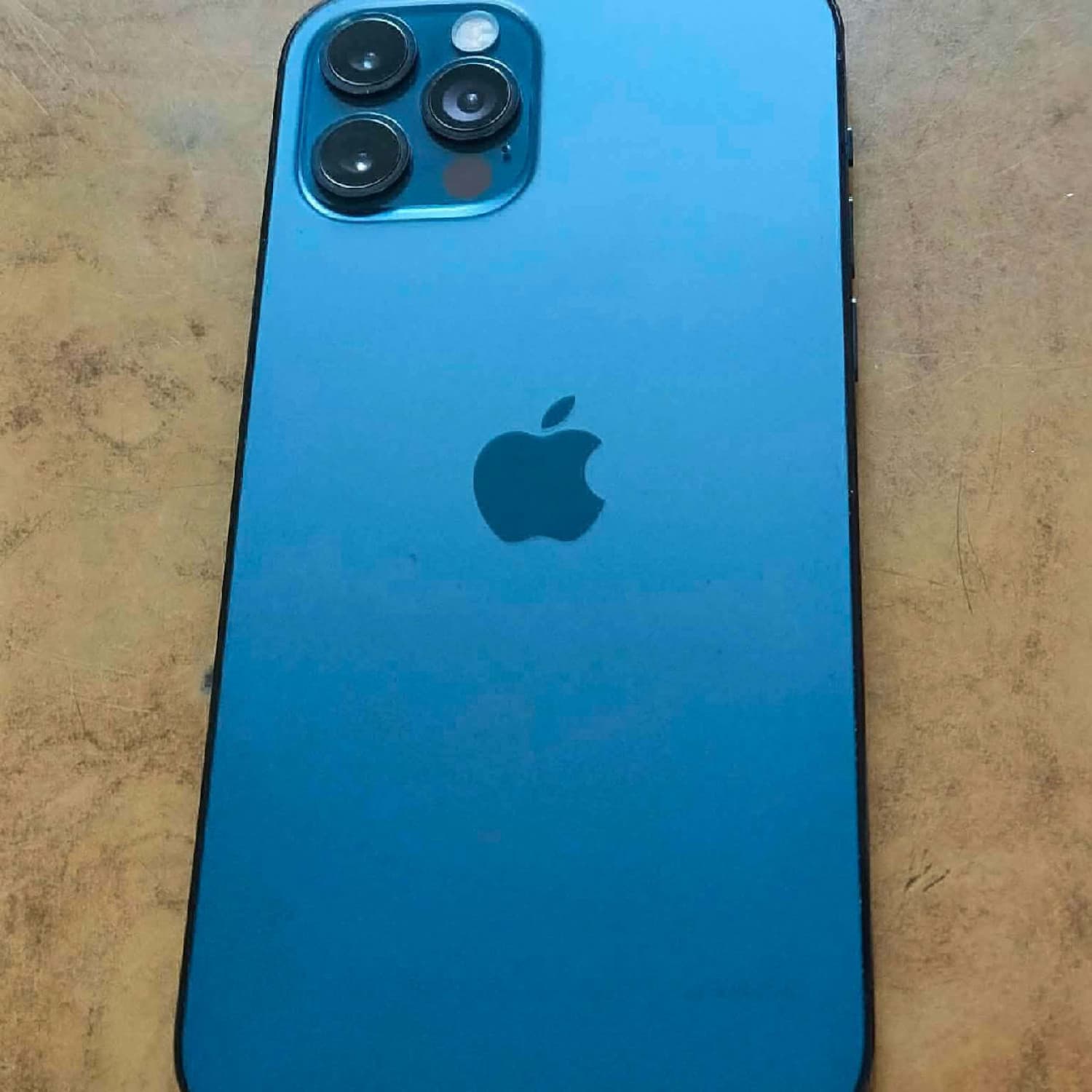 IPHONE 12 PRO
