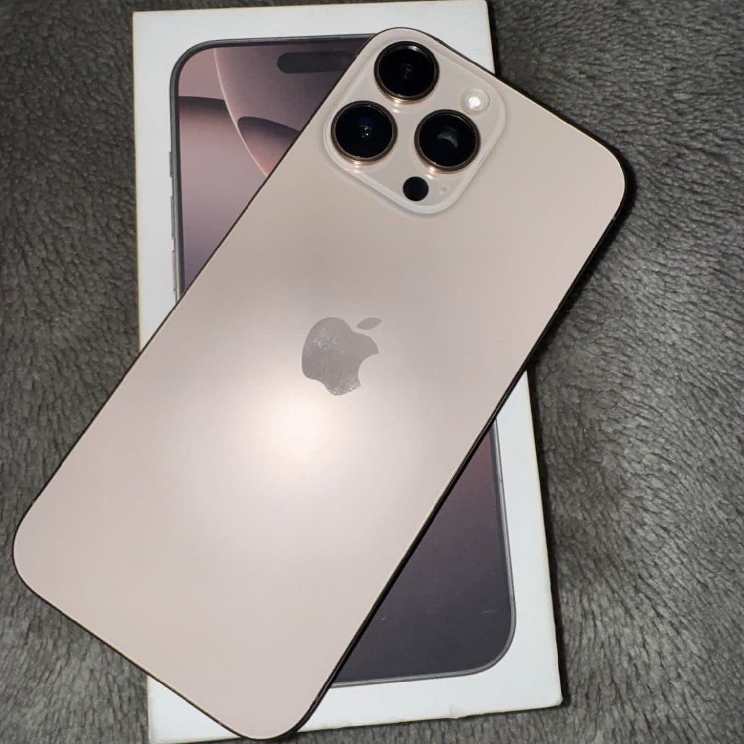IPHONE 16 PRO MAX