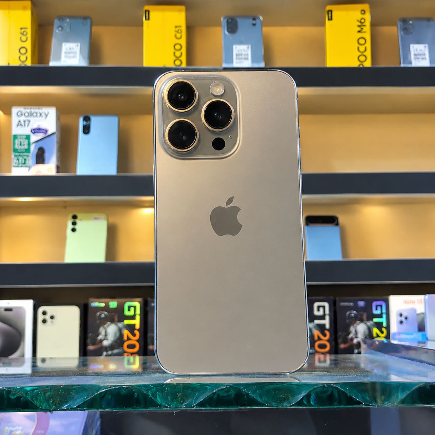 IPHONE 15 PRO