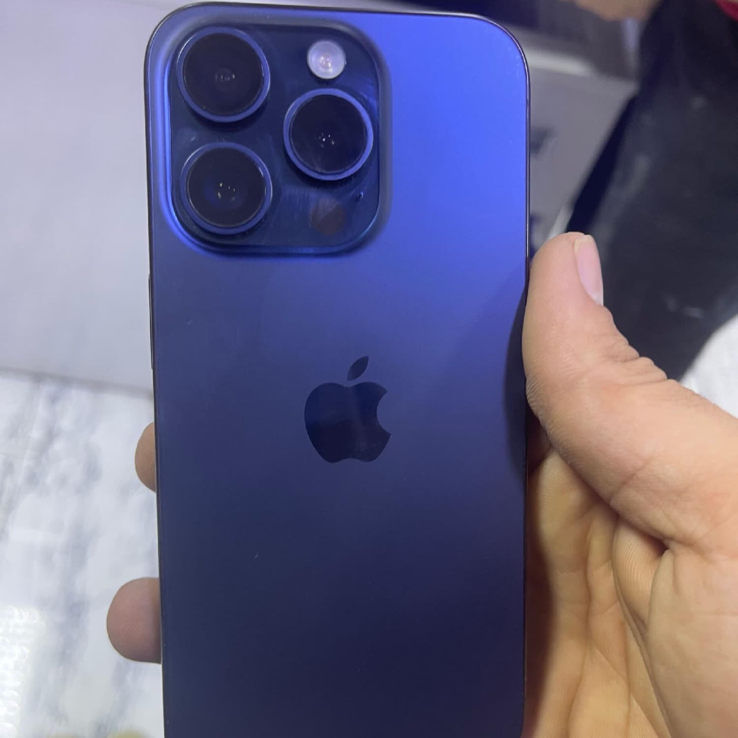 IPHONE 15 PRO