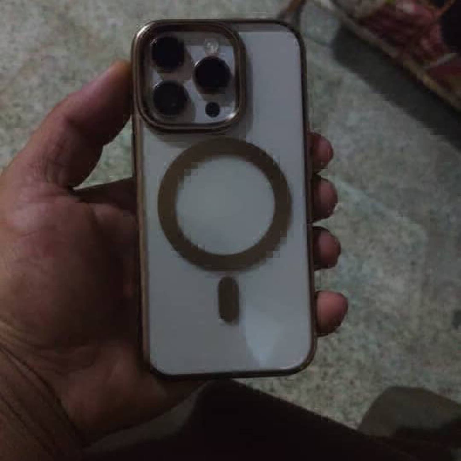 IPHONE 16 PRO