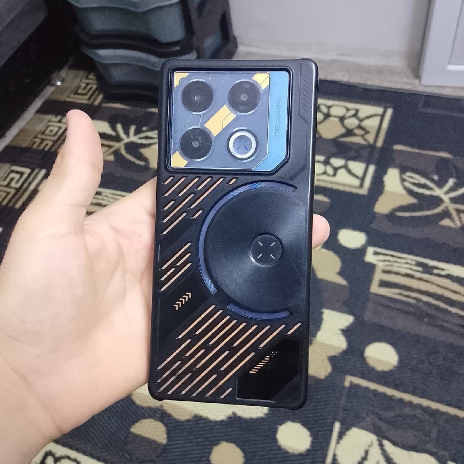 اختر صورة 2